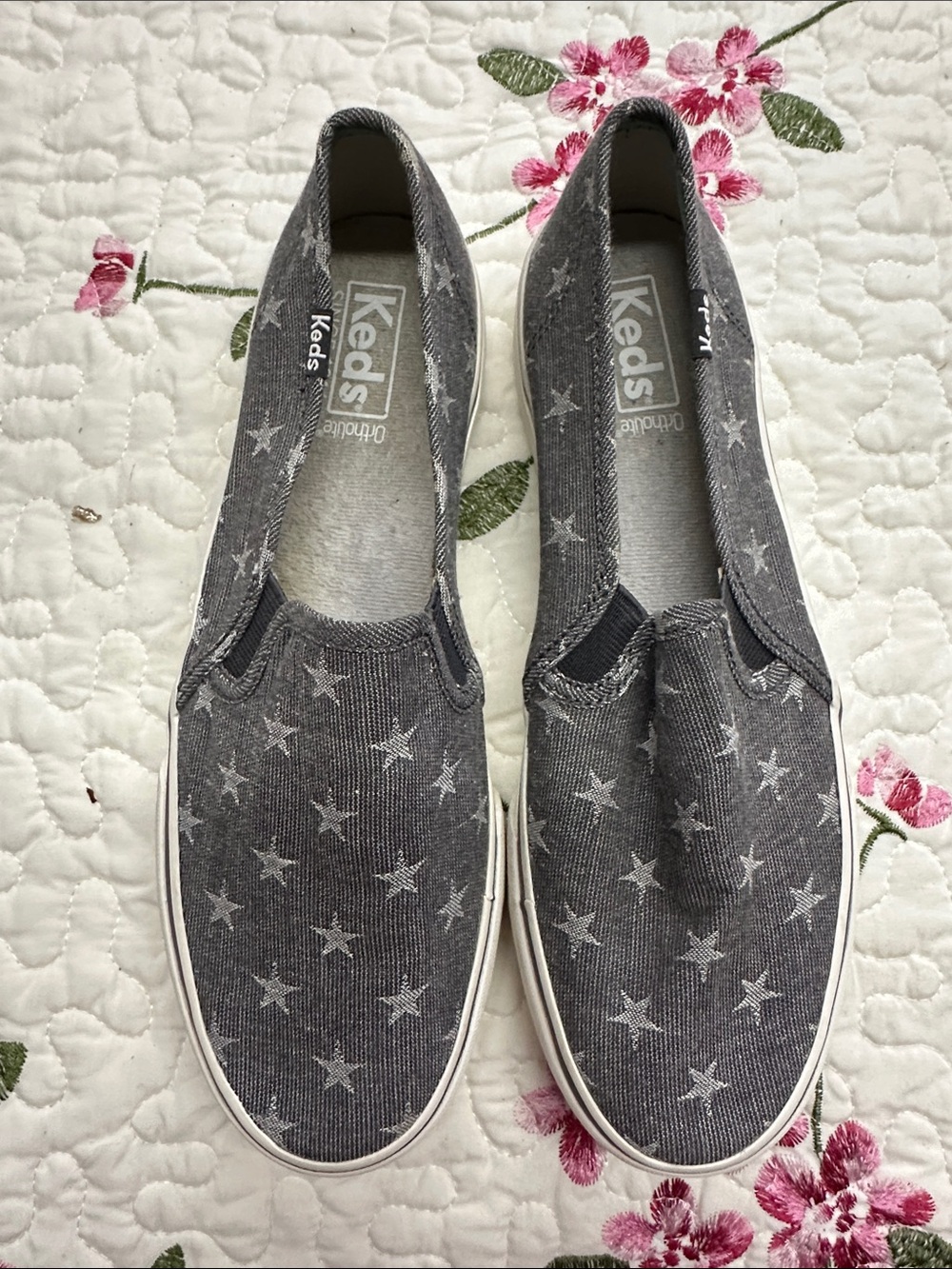 Keds Gray Star Slip-On Sneakers